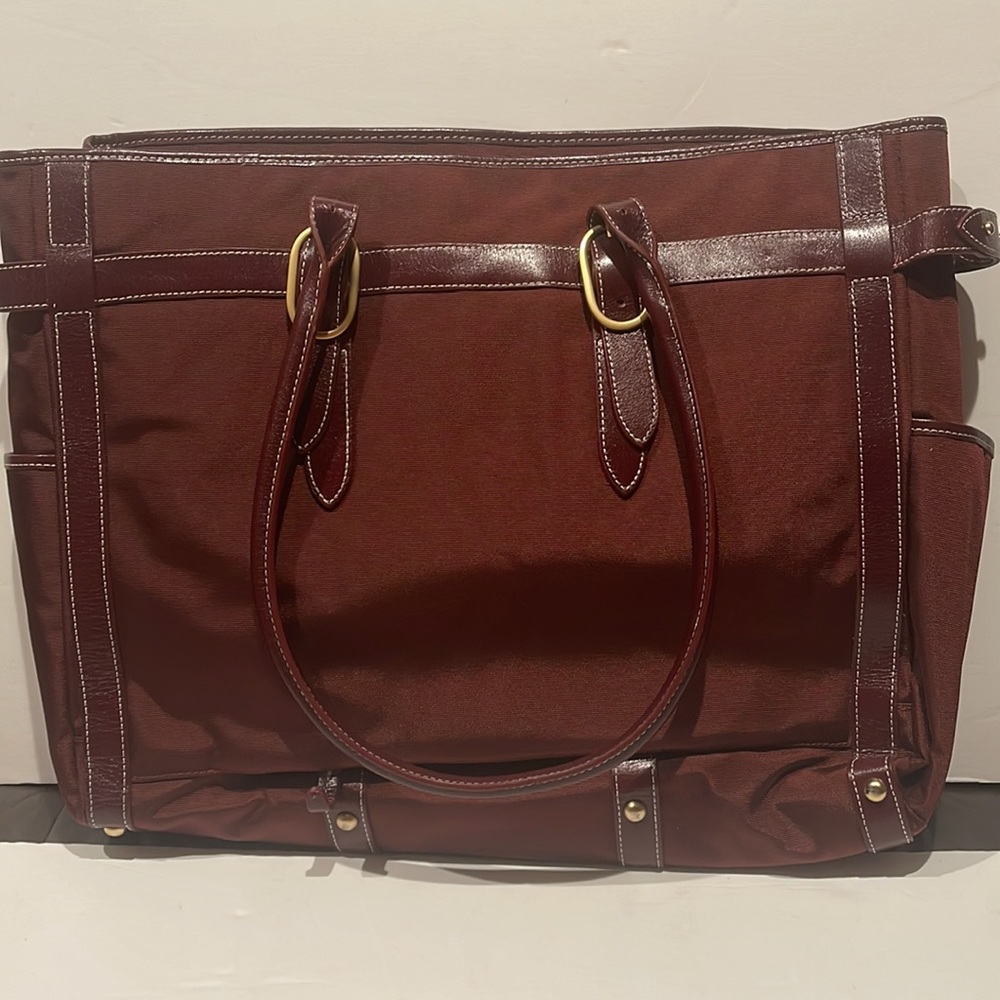 COAKLEY Travel Tote - Picture 2 of 4